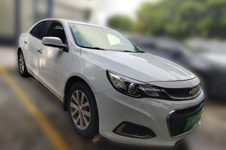 Used Chevrolet Malibu 2017 1.5T Automatic Flagship Edition Front Right 45 Deg