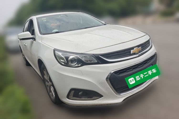 Used Chevrolet Malibu 2017 1.5T Automatic Luxury Edition Front Right 45 Deg