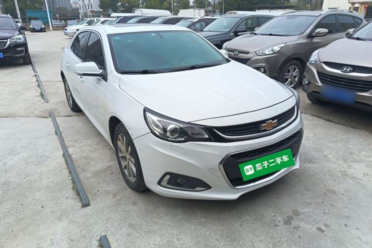 Used Chevrolet Malibu 2017 1.5T Automatic Luxury Edition Front Right 45 Deg