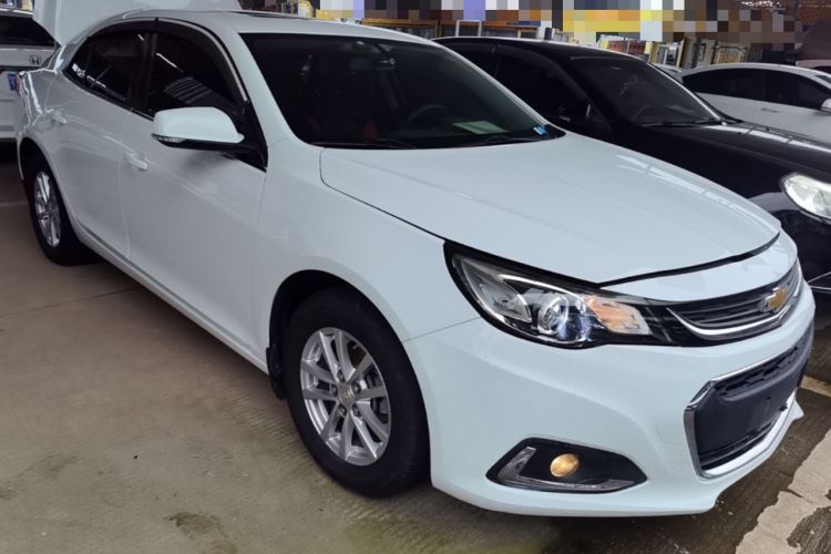 Used Chevrolet Malibu 2017 1.5T Automatic Comfort Edition Front Right 45 Deg