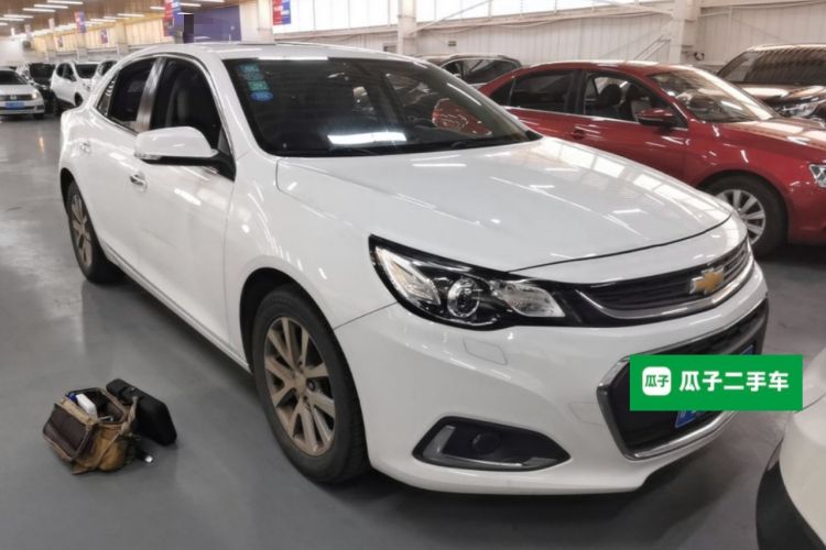 Used Chevrolet Malibu 2017 1.5T Automatic Luxury Edition Front Right 45 Deg