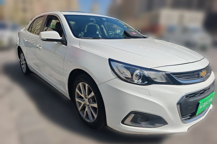 Used Chevrolet Malibu 2017 1.5T Automatic Luxury Edition Front Right 45 Deg
