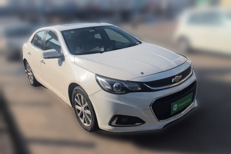 Used Chevrolet Malibu 2017 1.5T Automatic Luxury Edition Front Right 45 Deg