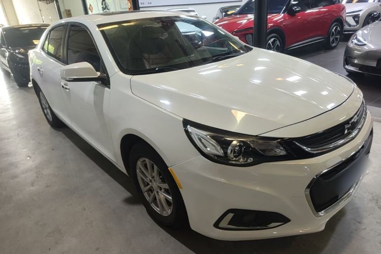 Used Chevrolet Malibu 2017 1.5T Automatic Comfort Edition Front Right 45 Deg