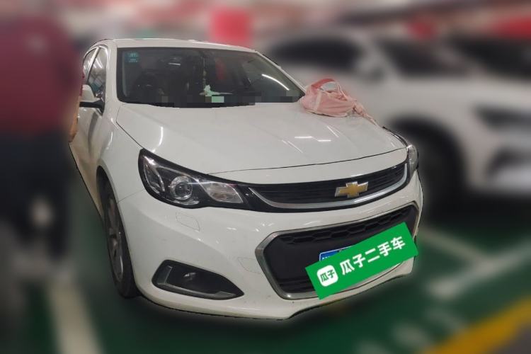 Used Chevrolet Malibu 2017 1.5T Automatic Luxury Edition Front Right 45 Deg