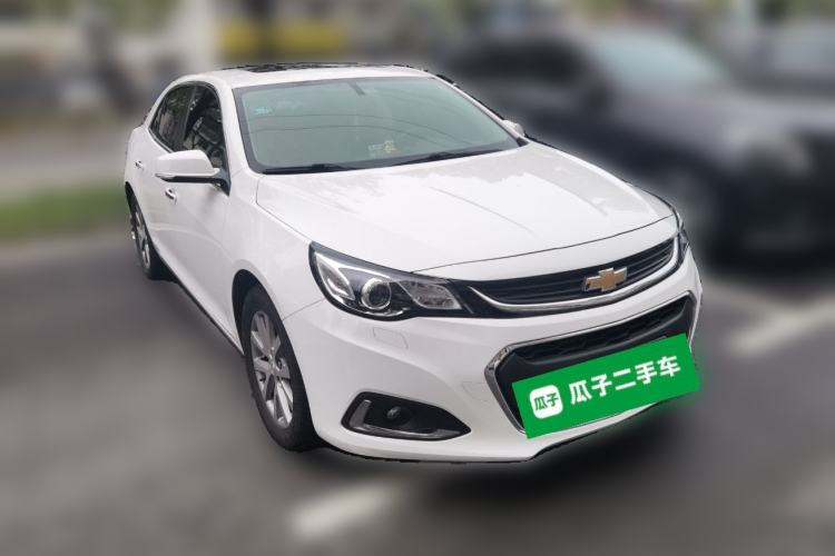 Used Chevrolet Malibu 2017 1.5T Automatic Luxury Edition Front Right 45 Deg