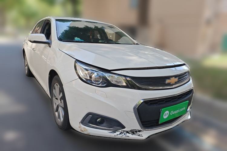 Used Chevrolet Malibu 2017 1.5T Automatic Luxury Edition Front Right 45 Deg