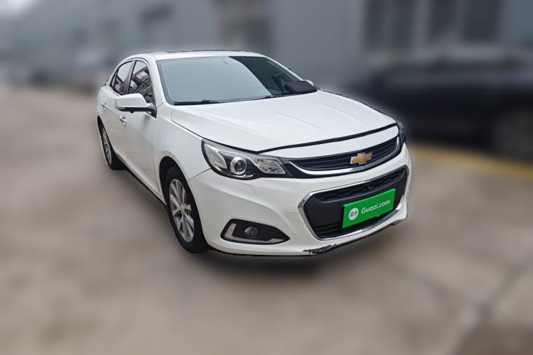 Used Chevrolet Malibu 2017 1.5T Automatic Luxury Edition Front Right 45 Deg