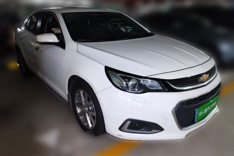 Used Chevrolet Malibu 2017 1.5T Automatic Luxury Edition Front Right 45 Deg