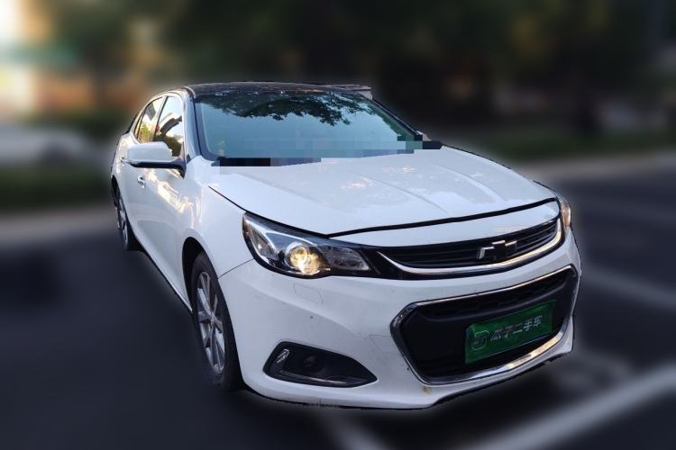 Used Chevrolet Malibu 2017 1.5T Automatic Luxury Edition Front Right 45 Deg