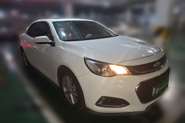 Used Chevrolet Malibu 2017 1.5T Automatic Luxury Edition Front Right 45 Deg