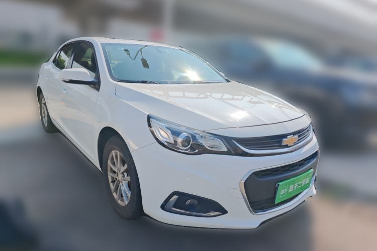 Used Chevrolet Malibu 2017 1.5T Automatic Comfort Edition Front Right 45 Deg
