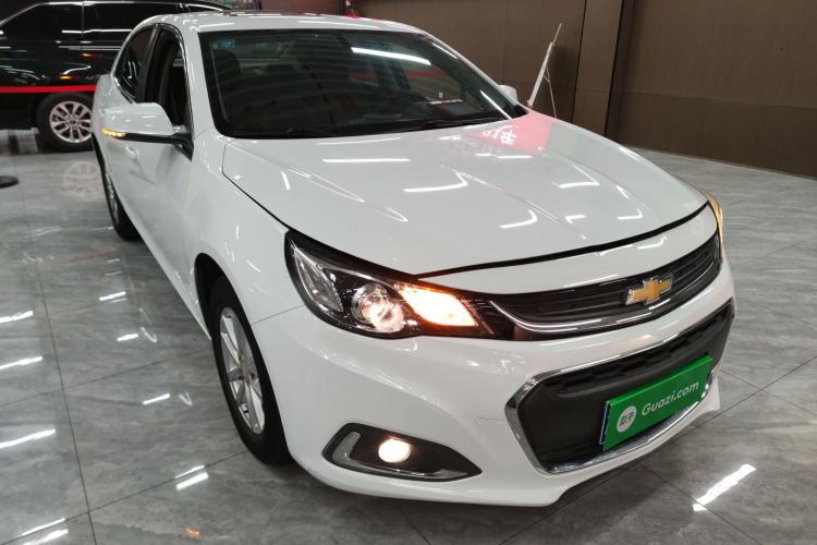 Used Chevrolet Malibu 2017 1.5T Automatic Comfort Edition Front Right 45 Deg