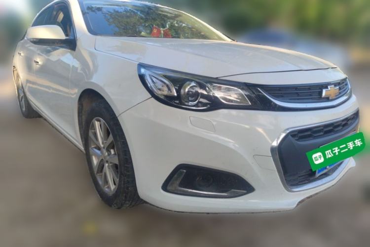 Used Chevrolet Malibu 2017 1.5T Automatic Luxury Edition Front Right 45 Deg