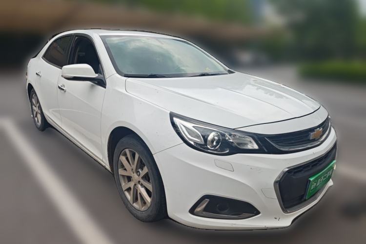 Used Chevrolet Malibu 2017 1.5T Automatic Luxury Edition Front Right 45 Deg