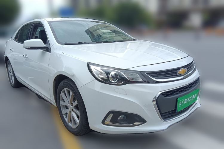 Used Chevrolet Malibu 2017 1.5T Automatic Luxury Edition Front Right 45 Deg