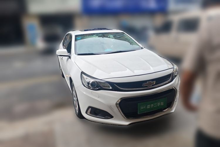 Used Chevrolet Malibu 2017 1.5T Automatic Luxury Edition Front Right 45 Deg