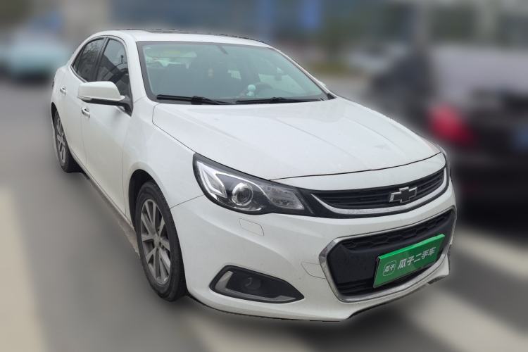 Used Chevrolet Malibu 2017 1.5T Automatic Luxury Edition Front Right 45 Deg