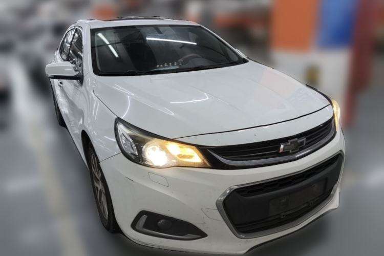 Used Chevrolet Malibu 2017 1.5T Automatic Luxury Edition Front Right 45 Deg