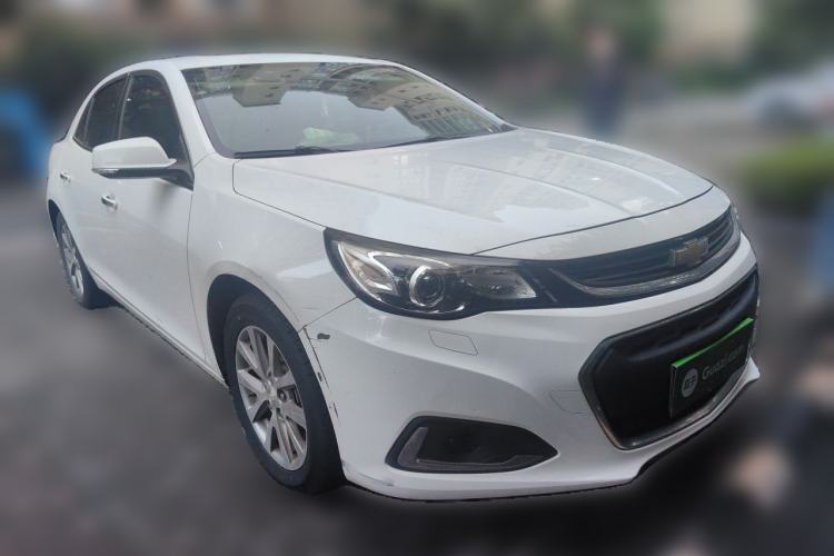Used Chevrolet Malibu 2017 1.5T Automatic Luxury Edition Front Right 45 Deg
