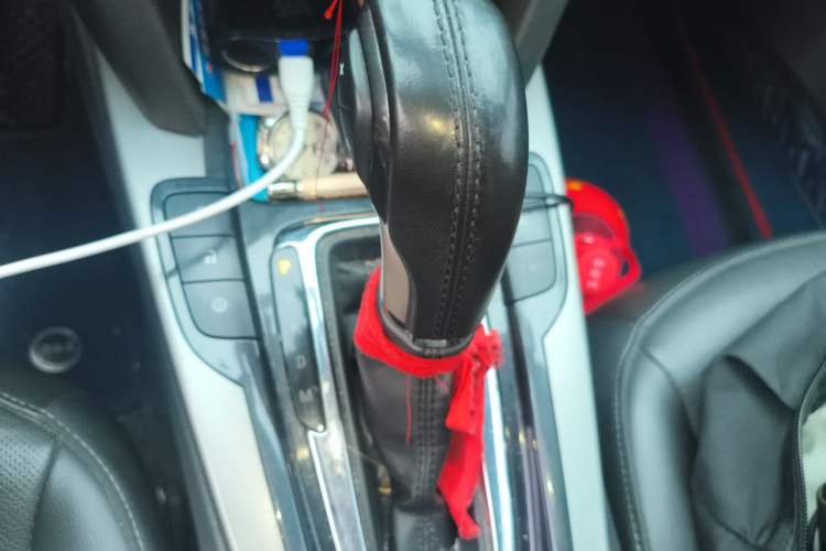 Used Chevrolet Malibu 2017 1.5T Automatic Luxury Edition Gear Lever