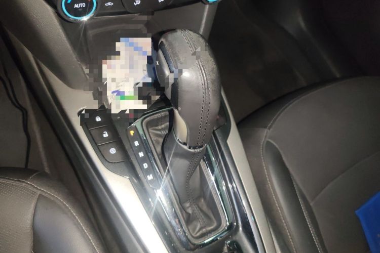 Used Chevrolet Malibu 2017 1.5T Automatic Luxury Edition Gear Lever