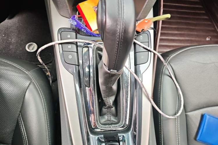 Used Chevrolet Malibu 2017 1.5T Automatic Luxury Edition Gear Lever