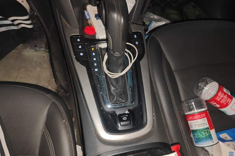 Used Chevrolet Malibu 2017 1.5T Automatic Luxury Edition Gear Lever