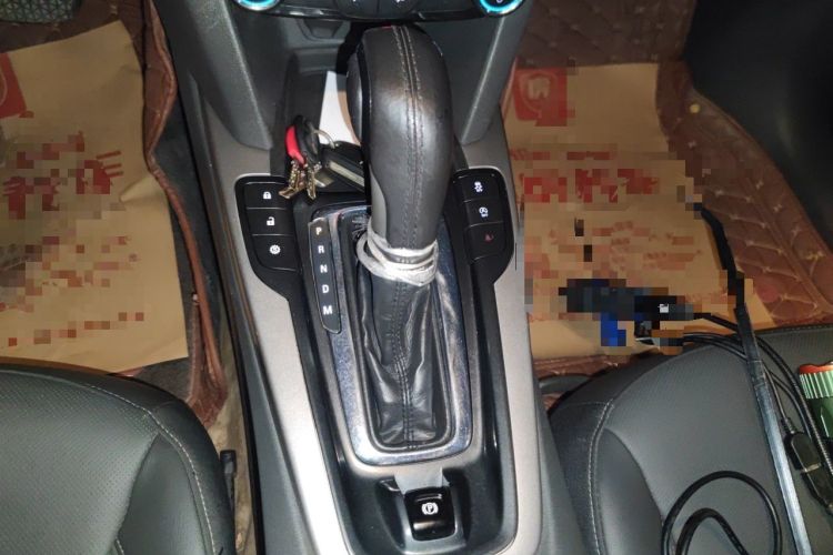 Used Chevrolet Malibu 2017 1.5T Automatic Luxury Edition Gear Lever