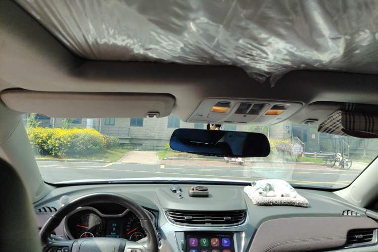 Used Chevrolet Malibu 2017 1.5T Automatic Luxury Edition Headliner