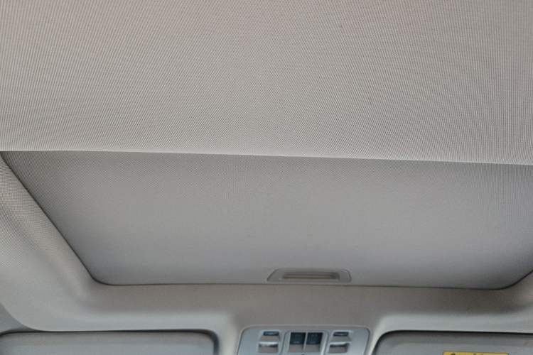 Used Chevrolet Malibu 2017 1.5T Automatic Luxury Edition Headliner