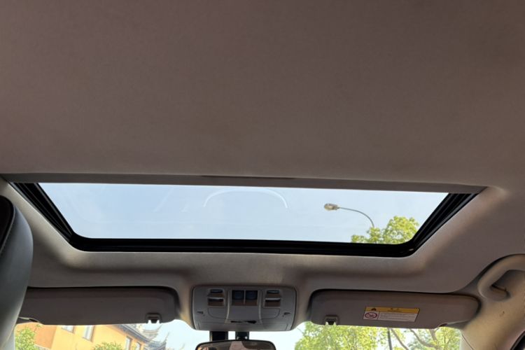 Used Chevrolet Malibu 2017 1.5T Automatic Luxury Edition Headliner