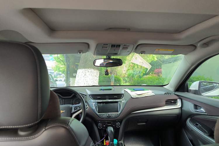 Used Chevrolet Malibu 2017 1.5T Automatic Luxury Edition Headliner