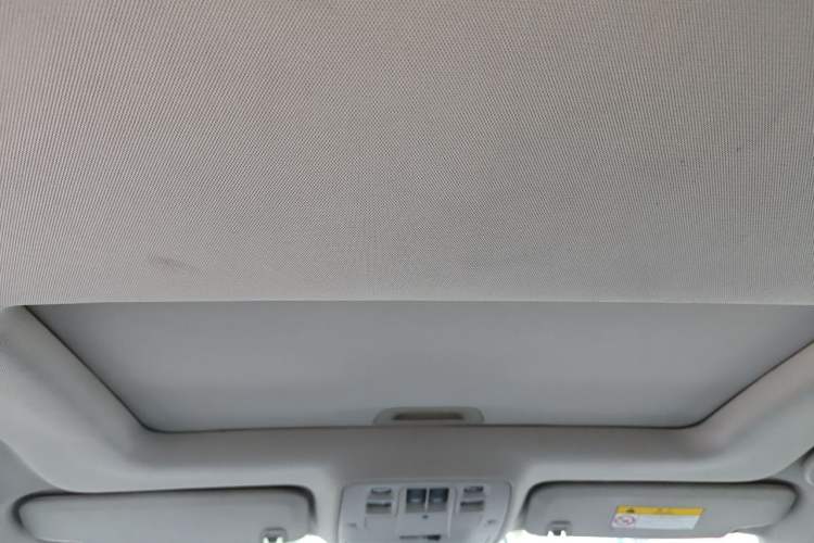 Used Chevrolet Malibu 2017 1.5T Automatic Luxury Edition Headliner