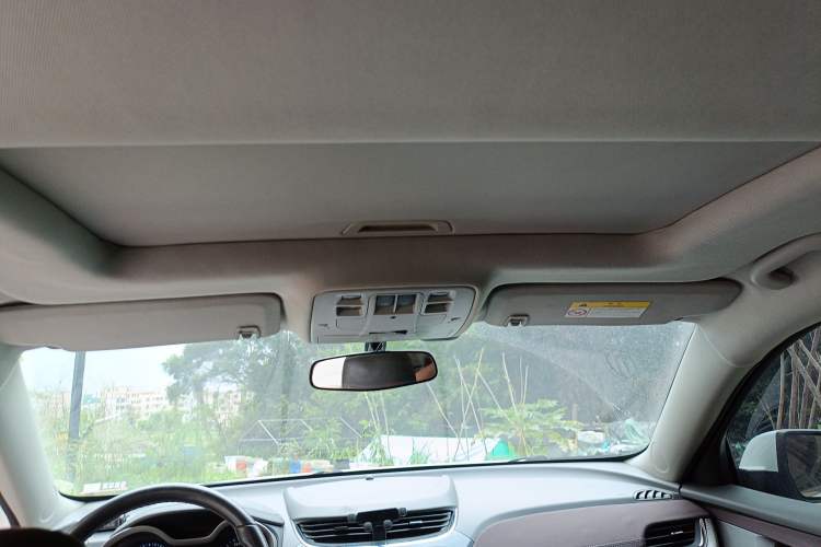 Used Chevrolet Malibu 2017 1.5T Automatic Luxury Edition Headliner