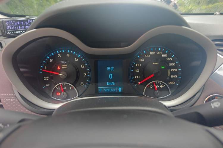 Used Chevrolet Malibu 2017 1.5T Automatic Luxury Edition Instrument Cluster