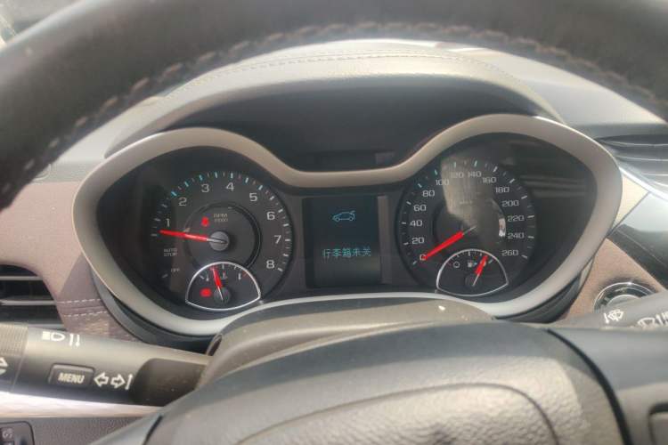 Used Chevrolet Malibu 2017 1.5T Automatic Luxury Edition Instrument Cluster