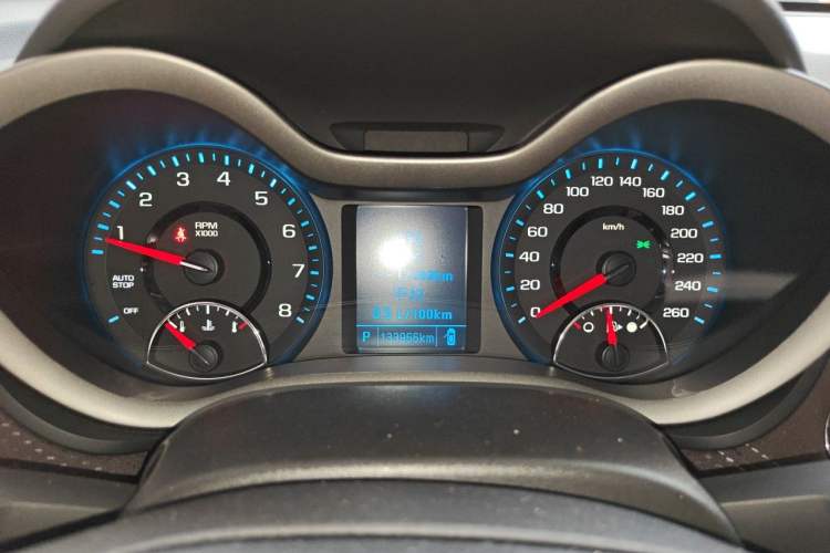 Used Chevrolet Malibu 2017 1.5T Automatic Luxury Edition Instrument Cluster