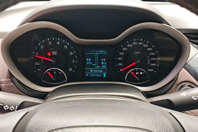 Used Chevrolet Malibu 2017 1.5T Automatic Luxury Edition Instrument Cluster