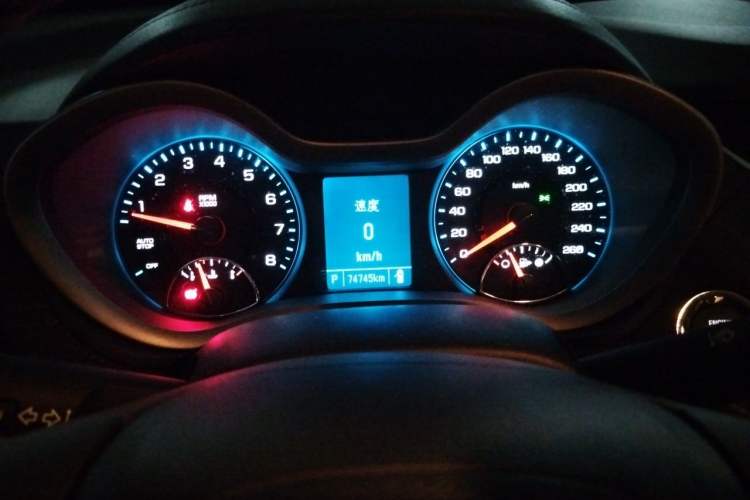 Used Chevrolet Malibu 2017 1.5T Automatic Luxury Edition Instrument Cluster