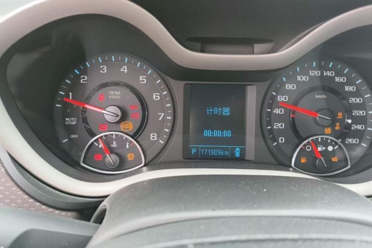 Used Chevrolet Malibu 2017 1.5T Automatic Luxury Edition Instrument Cluster