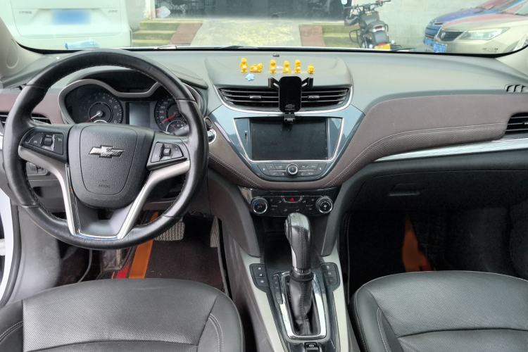 Used Chevrolet Malibu 2017 1.5T Automatic Luxury Edition Interior 3