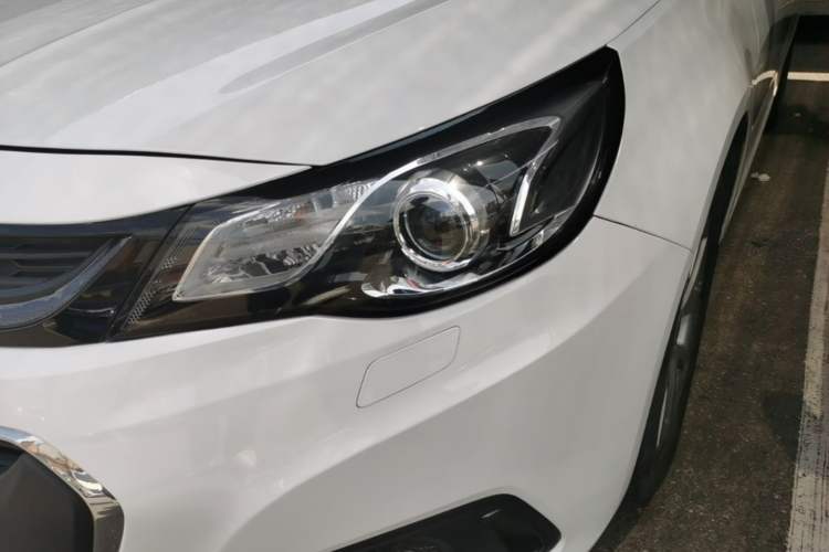 Used Chevrolet Malibu 2017 1.5T Automatic Luxury Edition Left Front Headlight