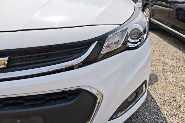 Used Chevrolet Malibu 2017 1.5T Automatic Luxury Edition Left Front Headlight
