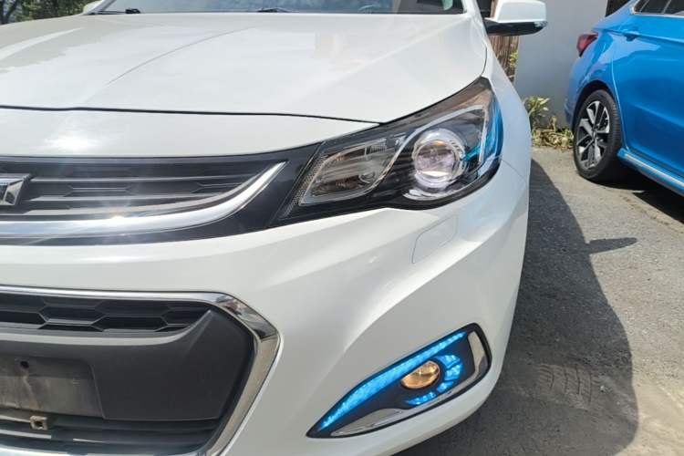 Used Chevrolet Malibu 2017 1.5T Automatic Luxury Edition Left Front Headlight