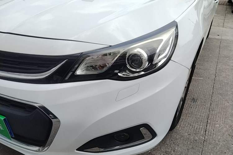 Used Chevrolet Malibu 2017 1.5T Automatic Luxury Edition Left Front Headlight
