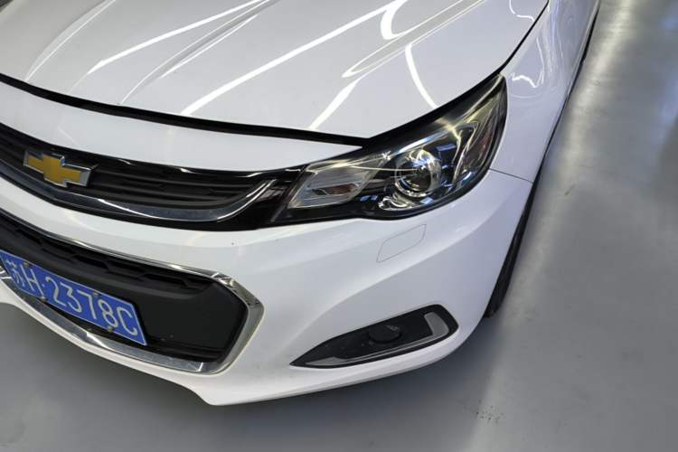 Used Chevrolet Malibu 2017 1.5T Automatic Luxury Edition Left Front Headlight