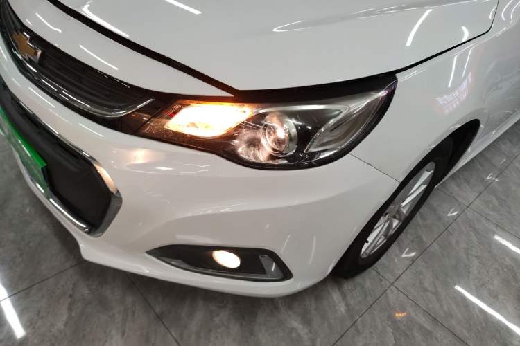 Used Chevrolet Malibu 2017 1.5T Automatic Comfort Edition Left Front Headlight