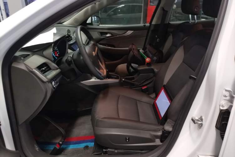 Used Chevrolet Malibu 2017 1.5T Automatic Comfort Edition Left Front Seat