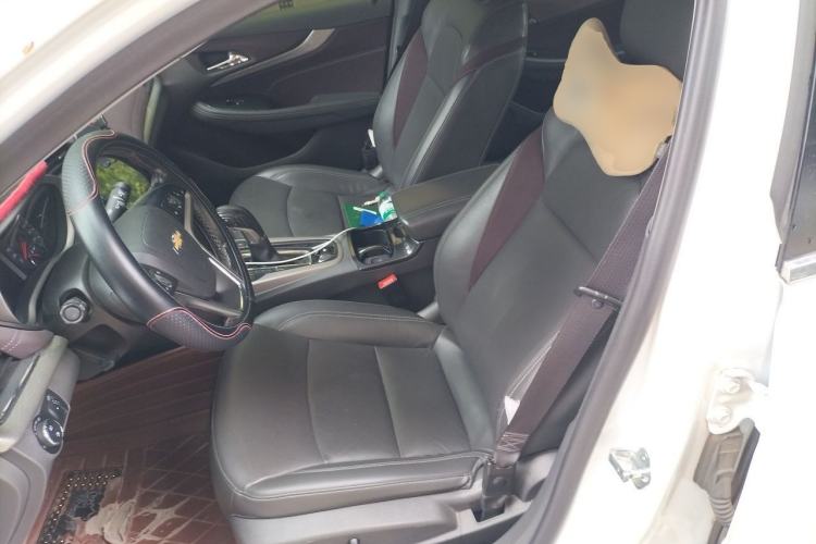 Used Chevrolet Malibu 2017 1.5T Automatic Luxury Edition Left Front Seat